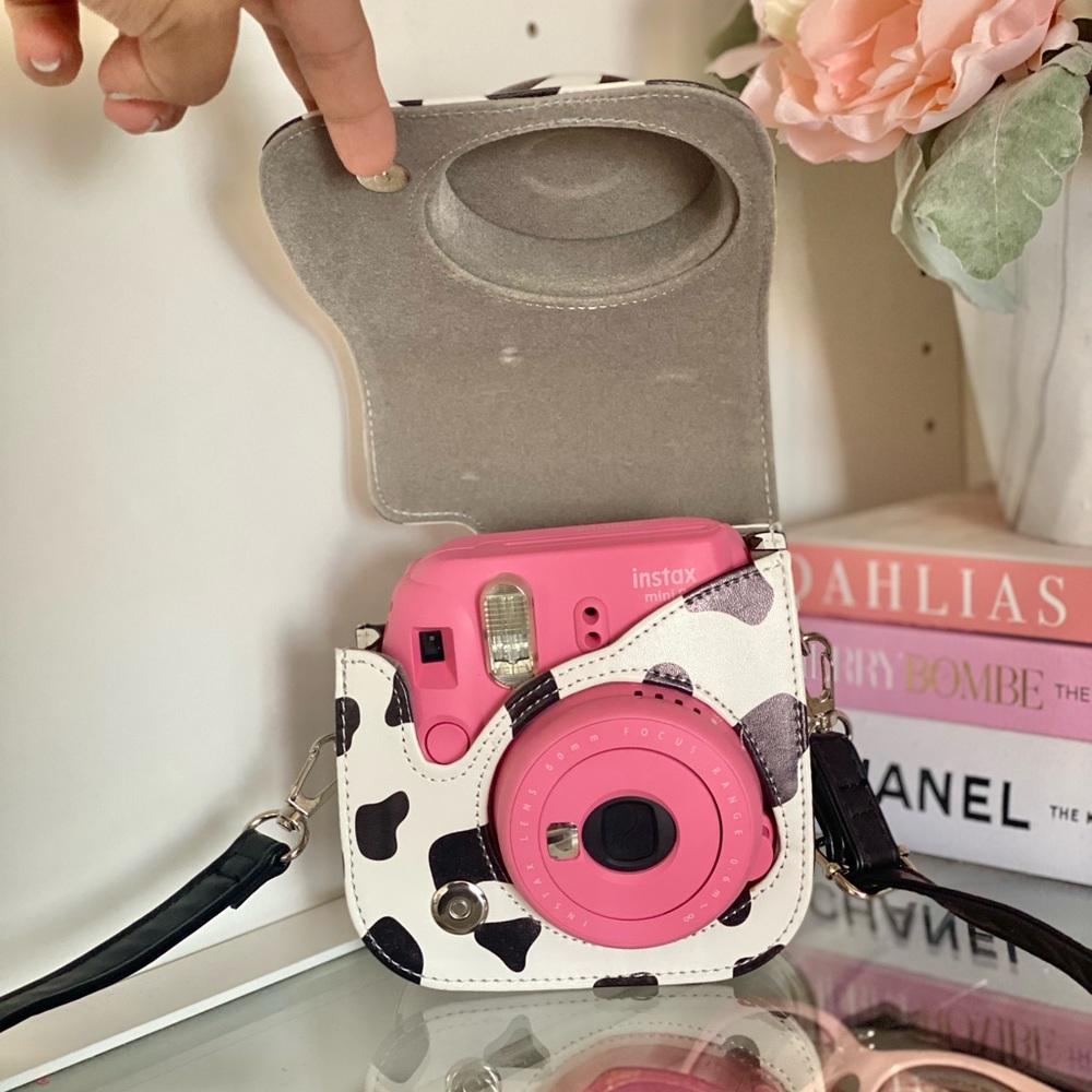 🌸Instax Mini Polaroid w Cow print bag 🌸🤩